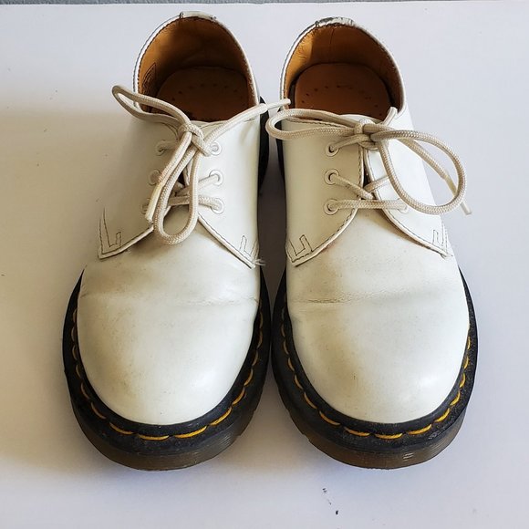 Dr. Martens Shoes - Dr Martens 1461 white oxford women's size UK3 US5 EU36
